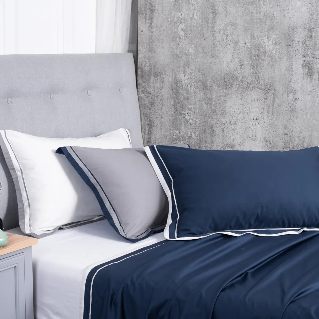 Coral Weaver - Crafting Excellence with Care